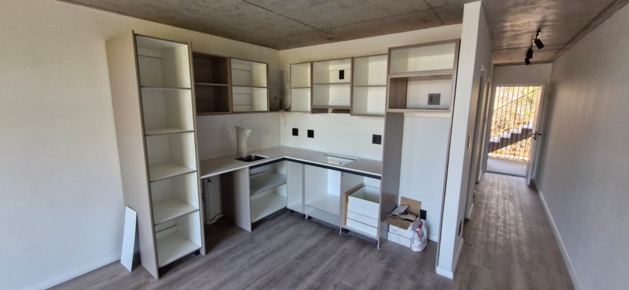 1 Bedroom Property for Sale in Table View Western Cape